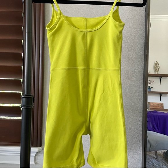 Aritizia Divinity Romper 7” - Picture 3 of 4